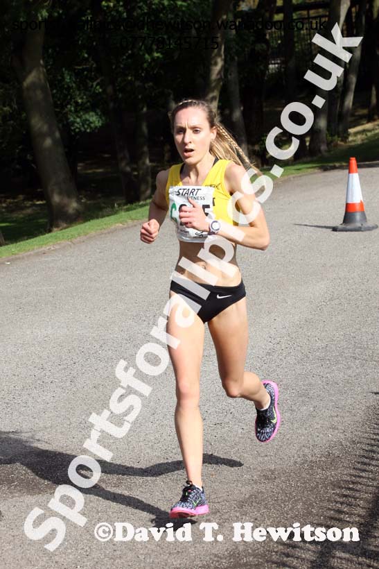 Senior women, Northern Road Relays, Blackpool. Photo: David T. Hewitson/Sports for All Pics